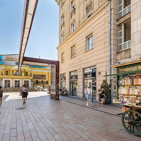 Lovely & Cozy Home With A C Будапеща Екстериор снимка