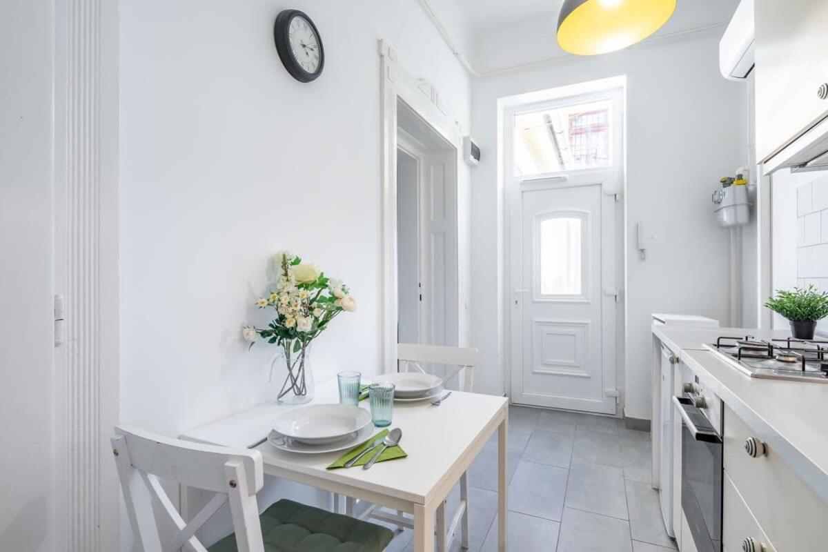 Lovely & Cozy Home With A C Будапеща Екстериор снимка